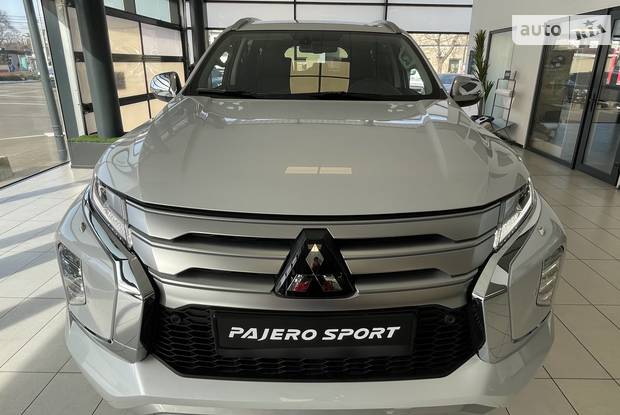 Mitsubishi Pajero Sport Ultimate