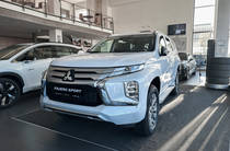 Mitsubishi Pajero Sport Ultimate