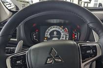 Mitsubishi Pajero Sport Instyle