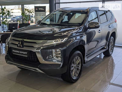 Mitsubishi Pajero Sport 2023 Instyle