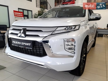Mitsubishi Pajero Sport 2024
