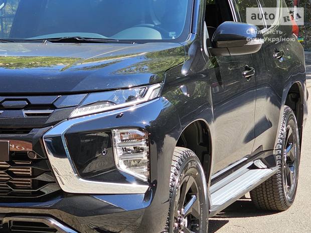 Mitsubishi Pajero Sport 2025
