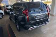 Mitsubishi Pajero Sport Instyle