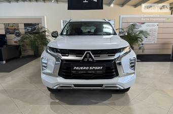 Mitsubishi Pajero Sport 2024 Intense