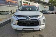 Mitsubishi Pajero Sport Instyle