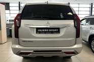 Mitsubishi Pajero Sport Instyle