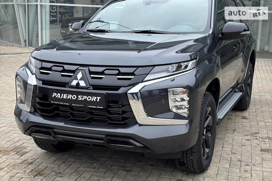 Mitsubishi Pajero Sport - фото 1