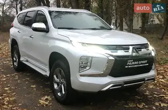 Mitsubishi Pajero Sport