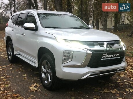 Mitsubishi Pajero Sport 2024