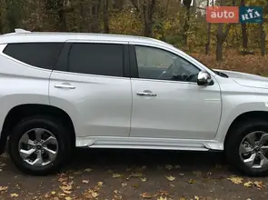 Mitsubishi Pajero Sport