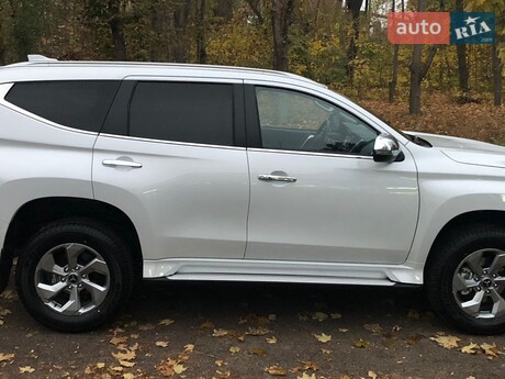 Mitsubishi Pajero Sport 2024