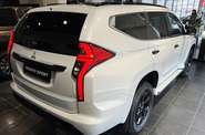 Mitsubishi Pajero Sport - фото 6