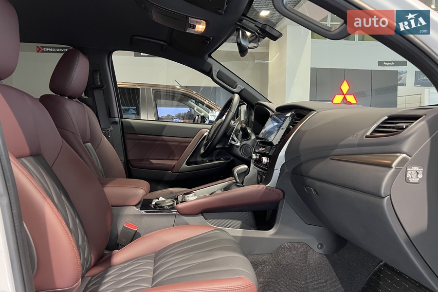 Mitsubishi Pajero Sport - фото 33