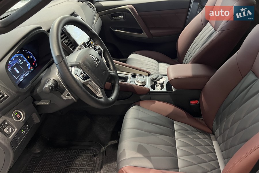 Mitsubishi Pajero Sport - фото 18