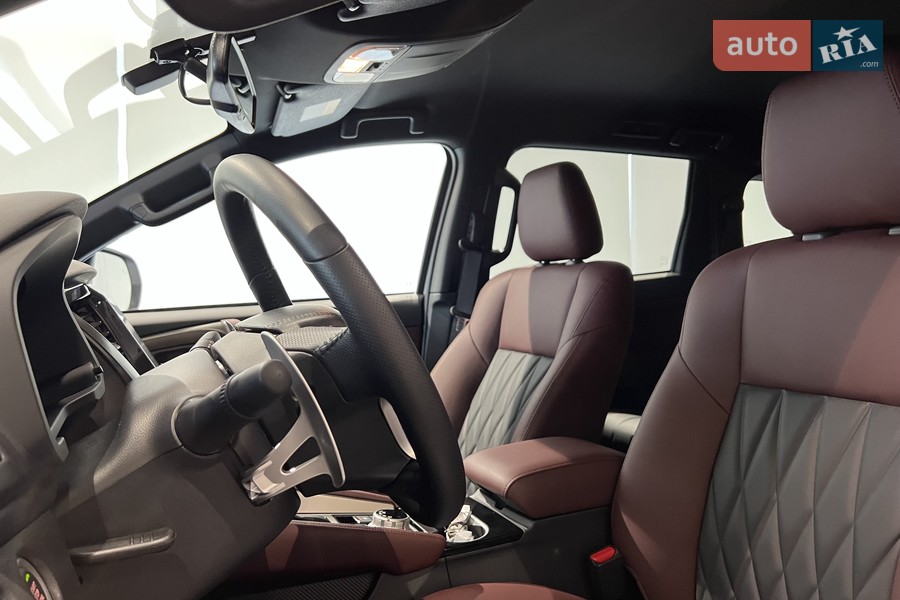 Mitsubishi Pajero Sport - фото 17