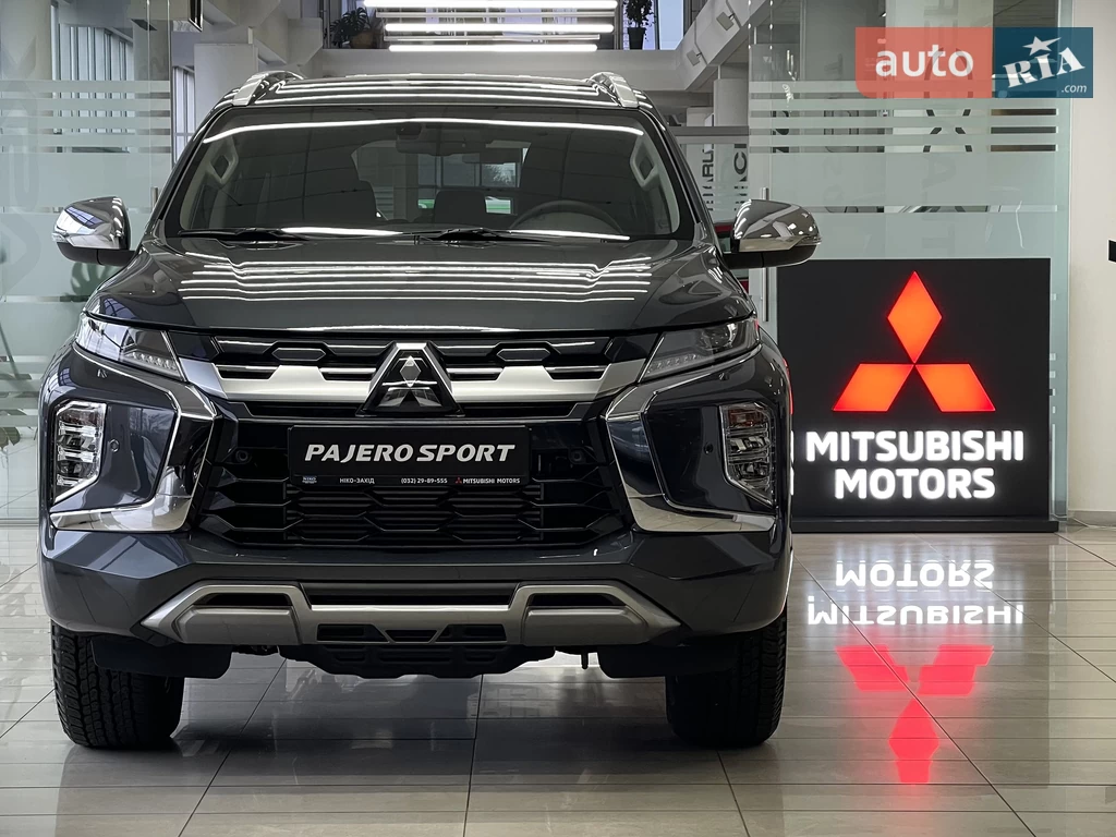 Mitsubishi Pajero Sport Intense