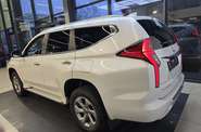 Mitsubishi Pajero Sport Instyle