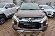 Mitsubishi Pajero Sport Instyle