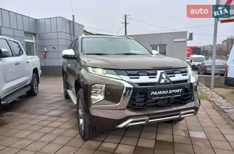 Mitsubishi Pajero Sport
