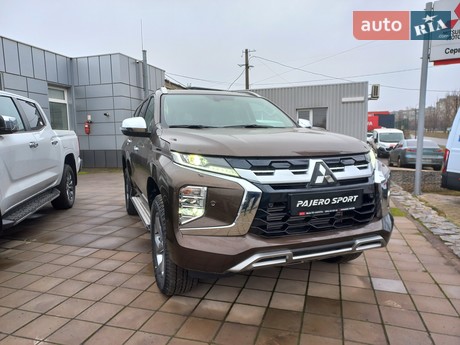 Mitsubishi Pajero Sport 2025