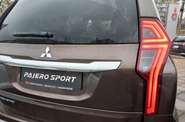 Mitsubishi Pajero Sport Instyle