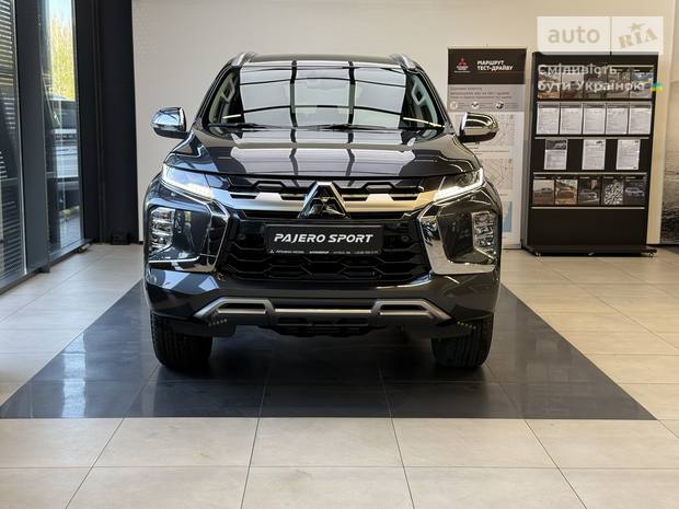 Mitsubishi Pajero Sport 2024