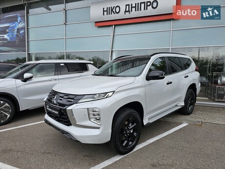 Mitsubishi Pajero Sport 2025