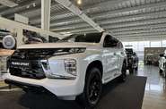 Mitsubishi Pajero Sport Ultimate