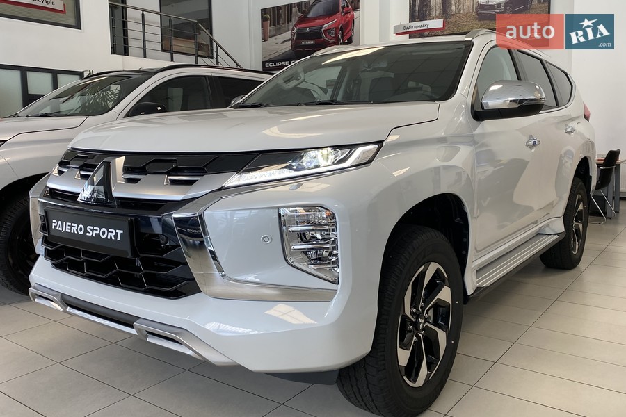 Mitsubishi Pajero Sport - фото 2