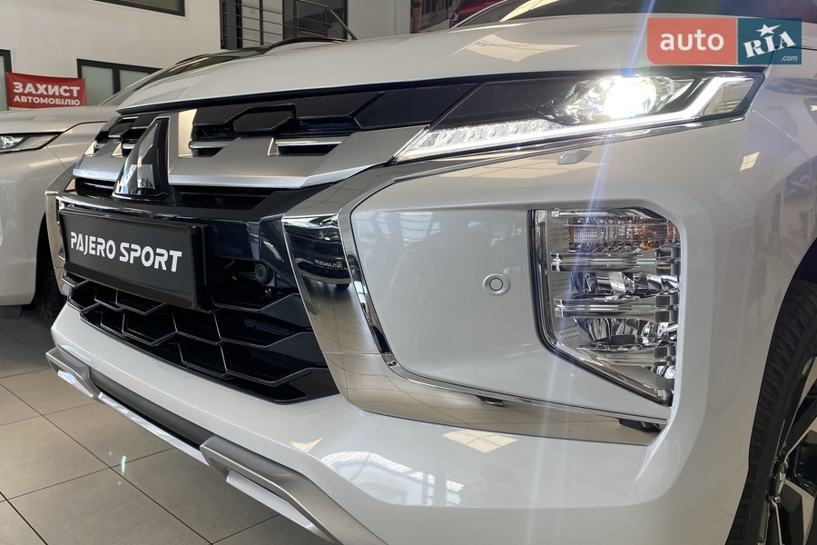 Mitsubishi Pajero Sport - фото 5