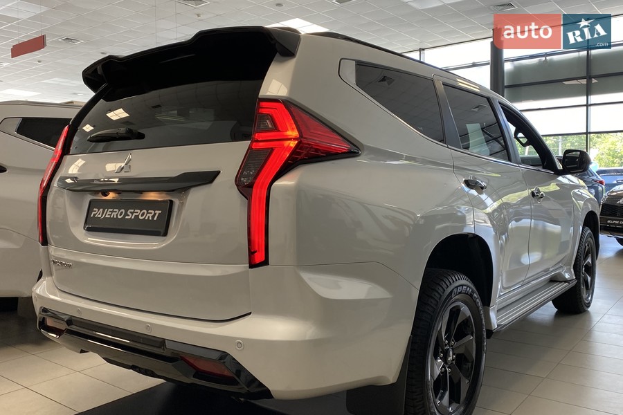 Mitsubishi Pajero Sport - фото 4