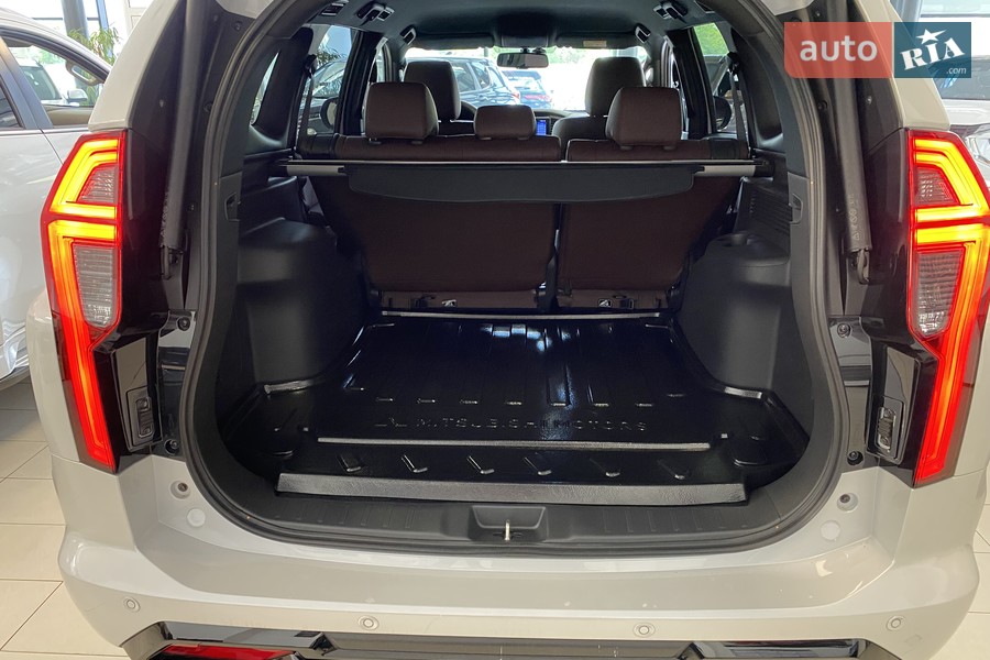 Mitsubishi Pajero Sport - фото 11