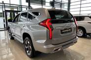 Mitsubishi Pajero Sport Ultimate