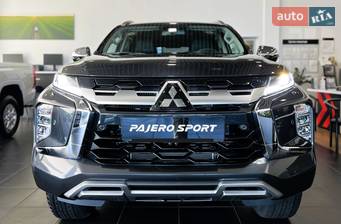 Mitsubishi Pajero Sport 3.0 MIVEC АТ (209 к.с.) Super Select 4WD-II Ultimate
