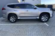 Mitsubishi Pajero Sport Instyle
