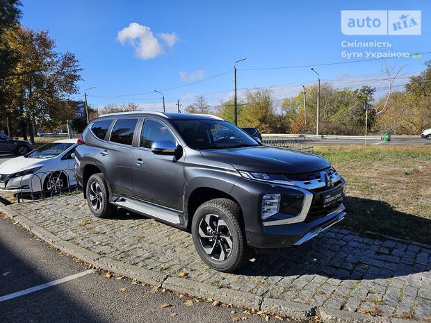 Mitsubishi Pajero Sport 2025 Mitsubishi Pajero Sport 2025