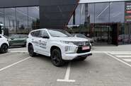 Mitsubishi Pajero Sport Ultimate