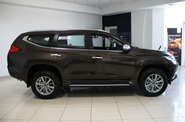 Mitsubishi Pajero Sport Intense