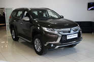 Mitsubishi Pajero Sport Intense