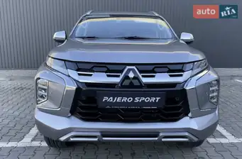 Mitsubishi Pajero Sport