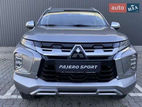 Mitsubishi Pajero Sport 2025