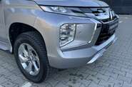 Mitsubishi Pajero Sport Instyle
