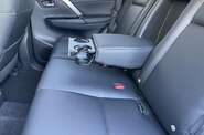 Mitsubishi Pajero Sport Instyle