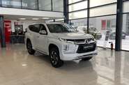 Mitsubishi Pajero Sport Ultimate