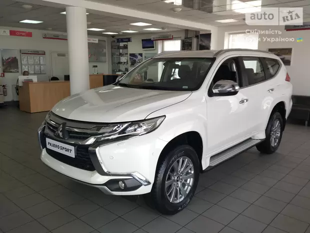 Mitsubishi Pajero Sport Intense