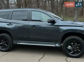 Mitsubishi Pajero Sport