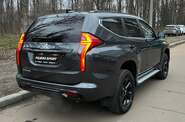 Mitsubishi Pajero Sport Ultimate