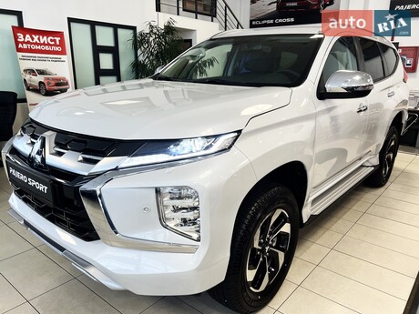Mitsubishi Pajero Sport 2025