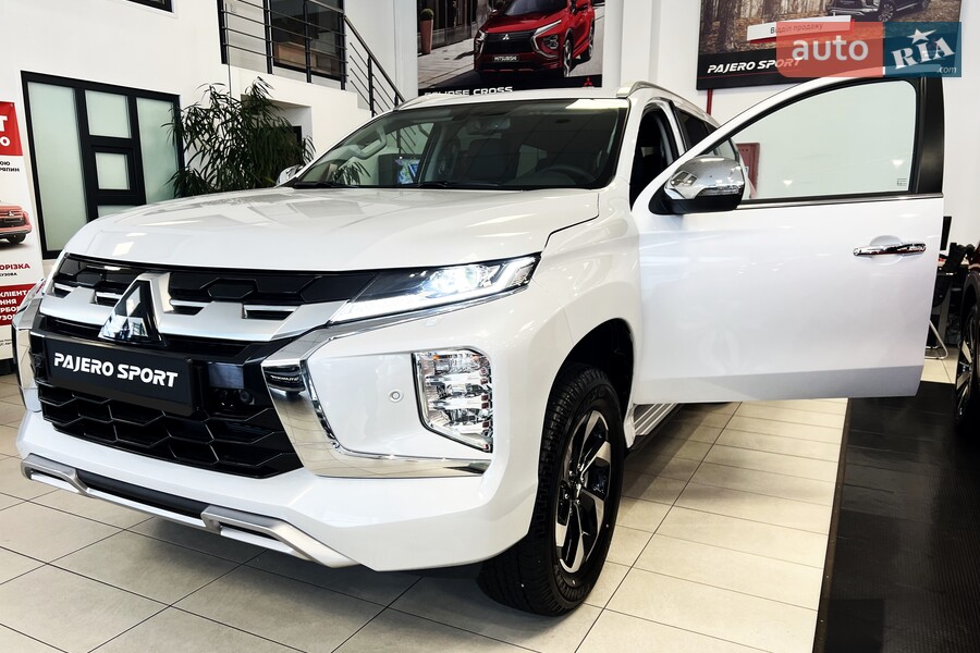 Mitsubishi Pajero Sport - фото 5