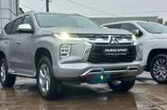 Mitsubishi Pajero Sport Instyle